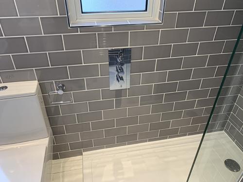 Marc Lewis Bathroom Installations